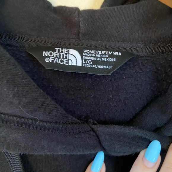 The North Face Black Hoodie - Picture 3 of 5